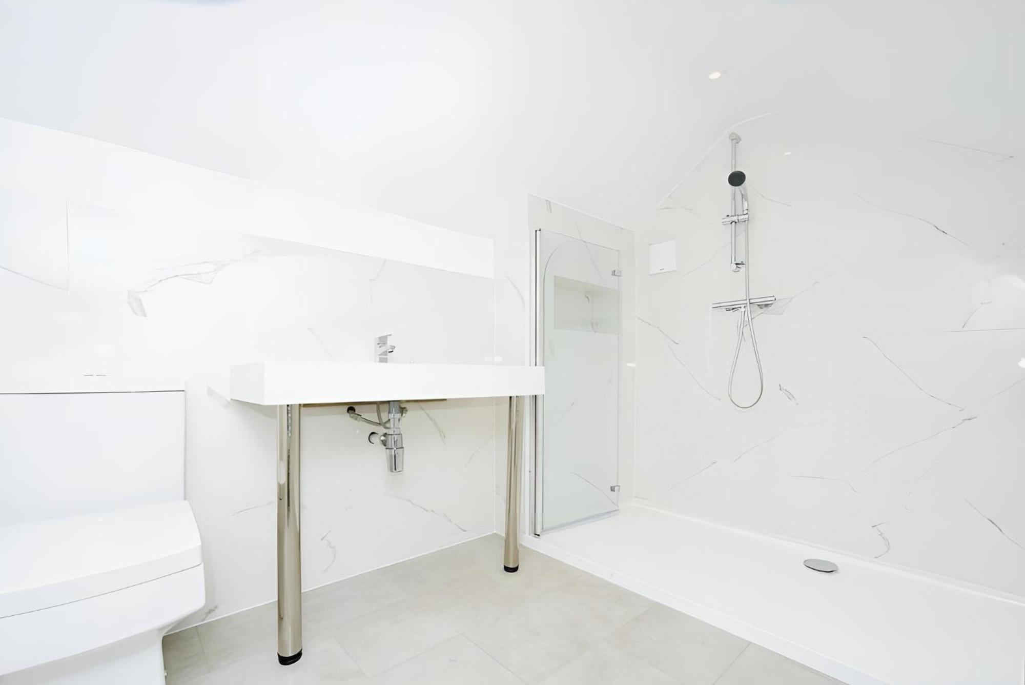 Beautiful 5 Bedroom Bungalow, Sleeps 7, In Calne Dış mekan fotoğraf
